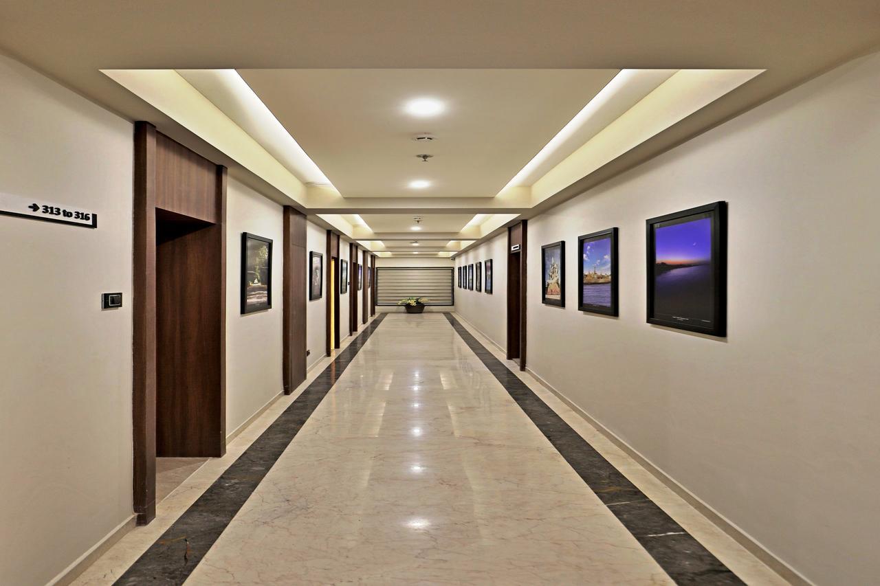 โรงแรมวีไอทีเอส เทพภูมี ทวารกา ภายนอก รูปภาพ